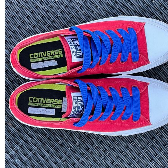 Converse Chuck Taylor II All Star Red & White Low Sneaker Women 10/41.5 - Picture 10 of 12